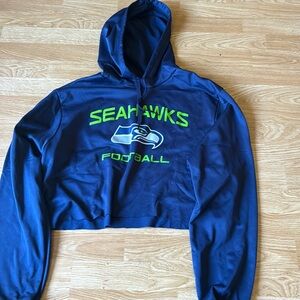Seattle Seahawks cropped hoodie size XL